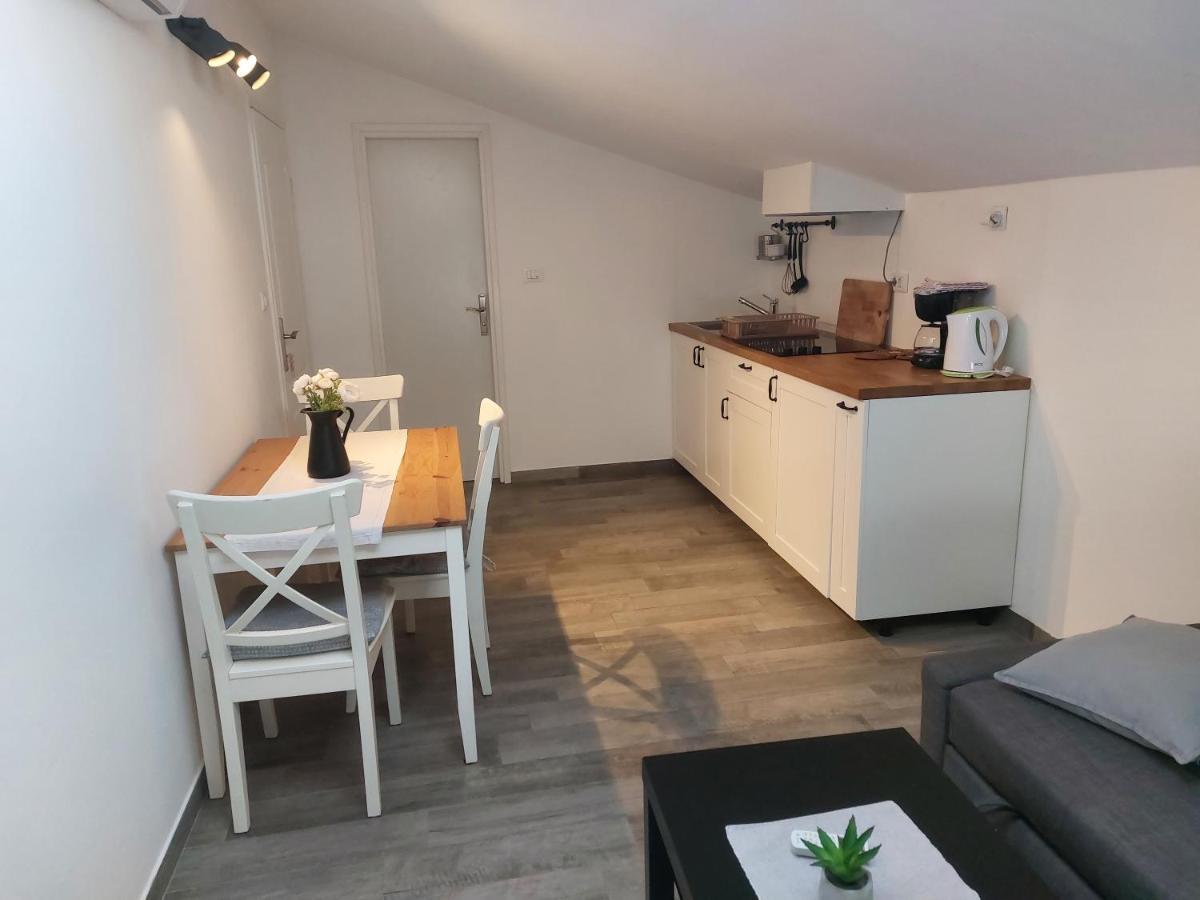 Apartmani Popovic 포레치 외부 사진