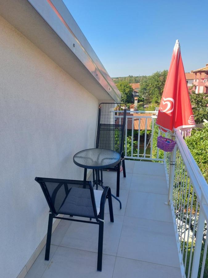 Apartmani Popovic 포레치 외부 사진