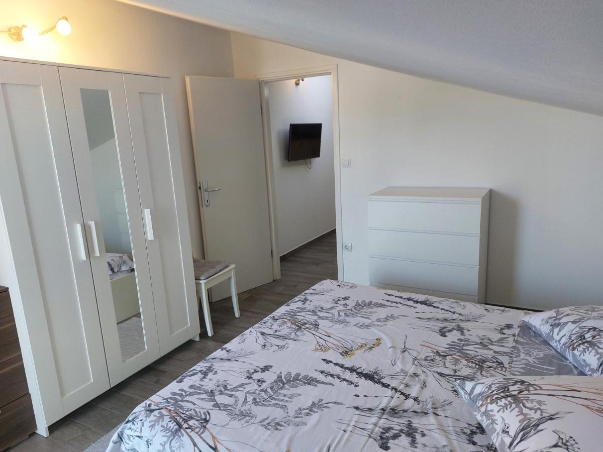 Apartmani Popovic 포레치 외부 사진