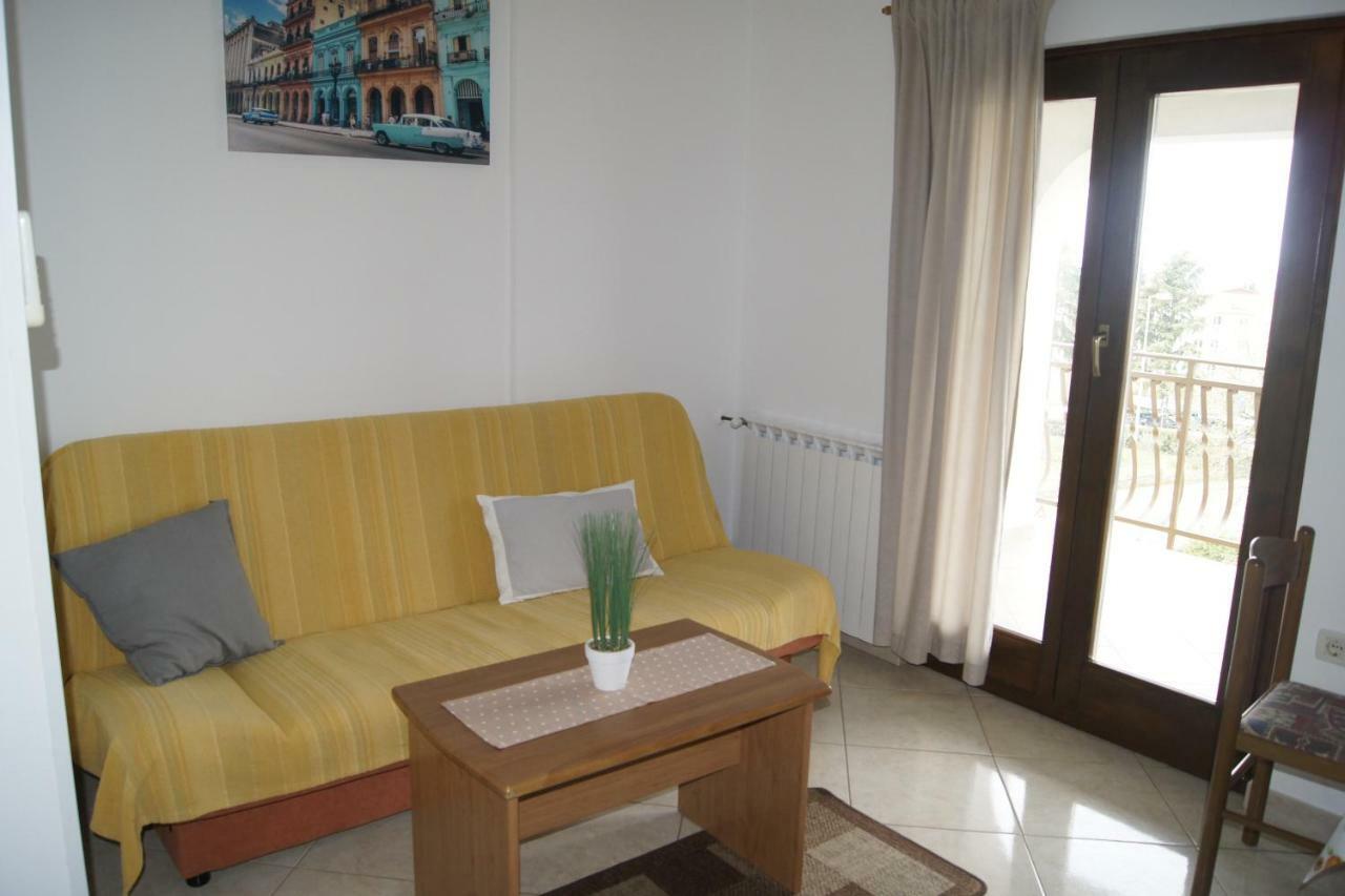 Apartmani Popovic 포레치 외부 사진
