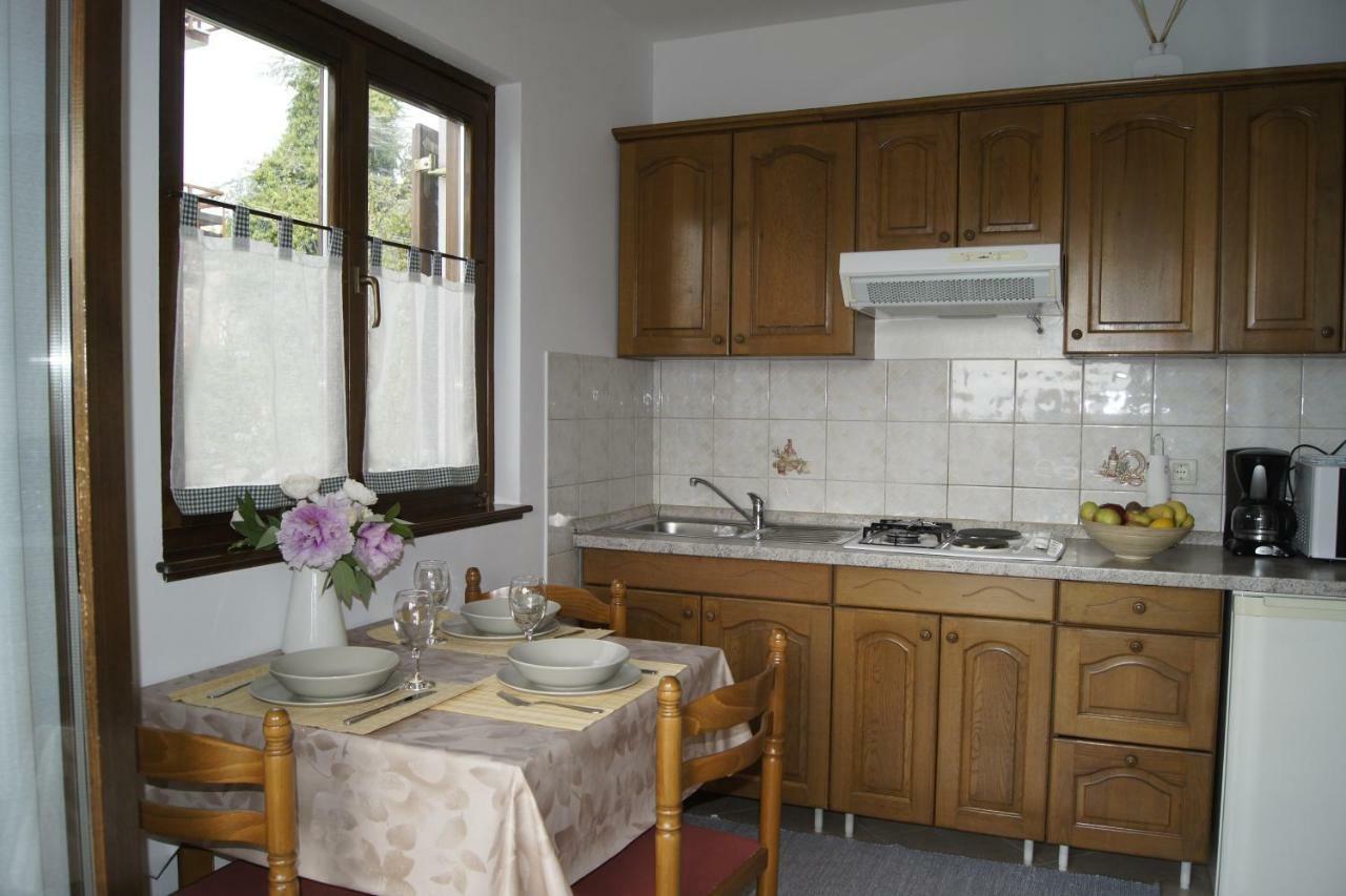 Apartmani Popovic 포레치 외부 사진