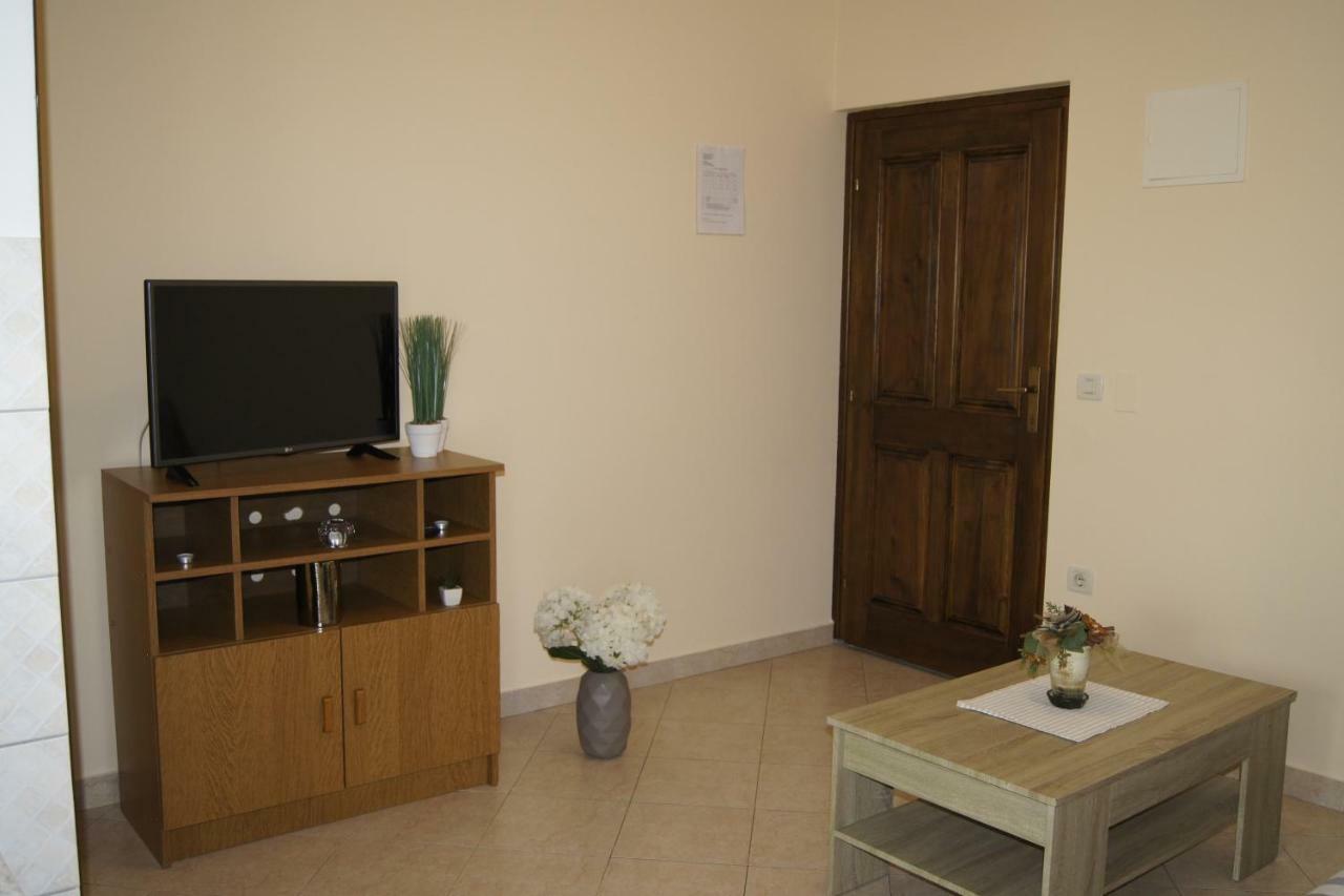 Apartmani Popovic 포레치 외부 사진