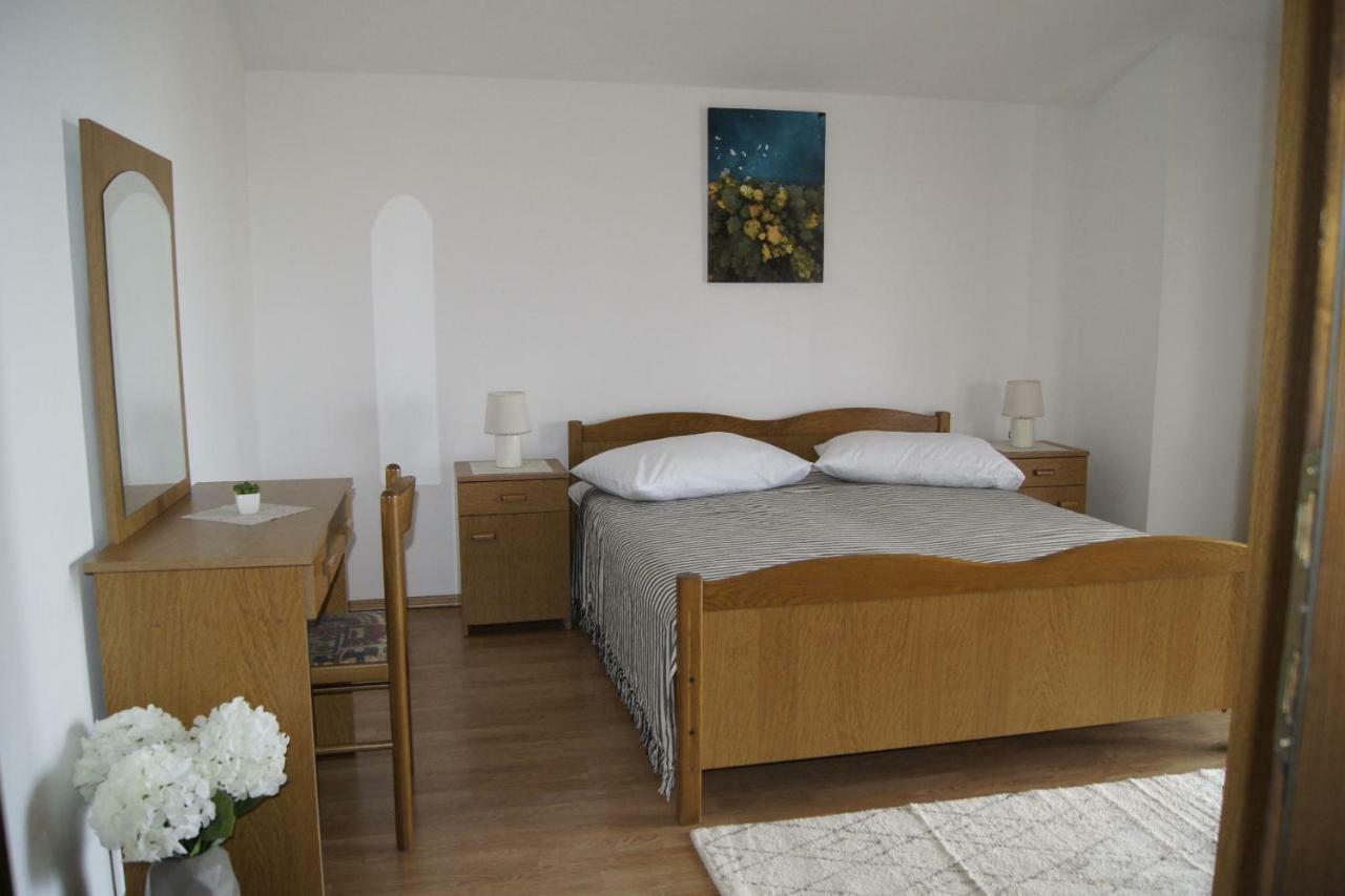 Apartmani Popovic 포레치 외부 사진