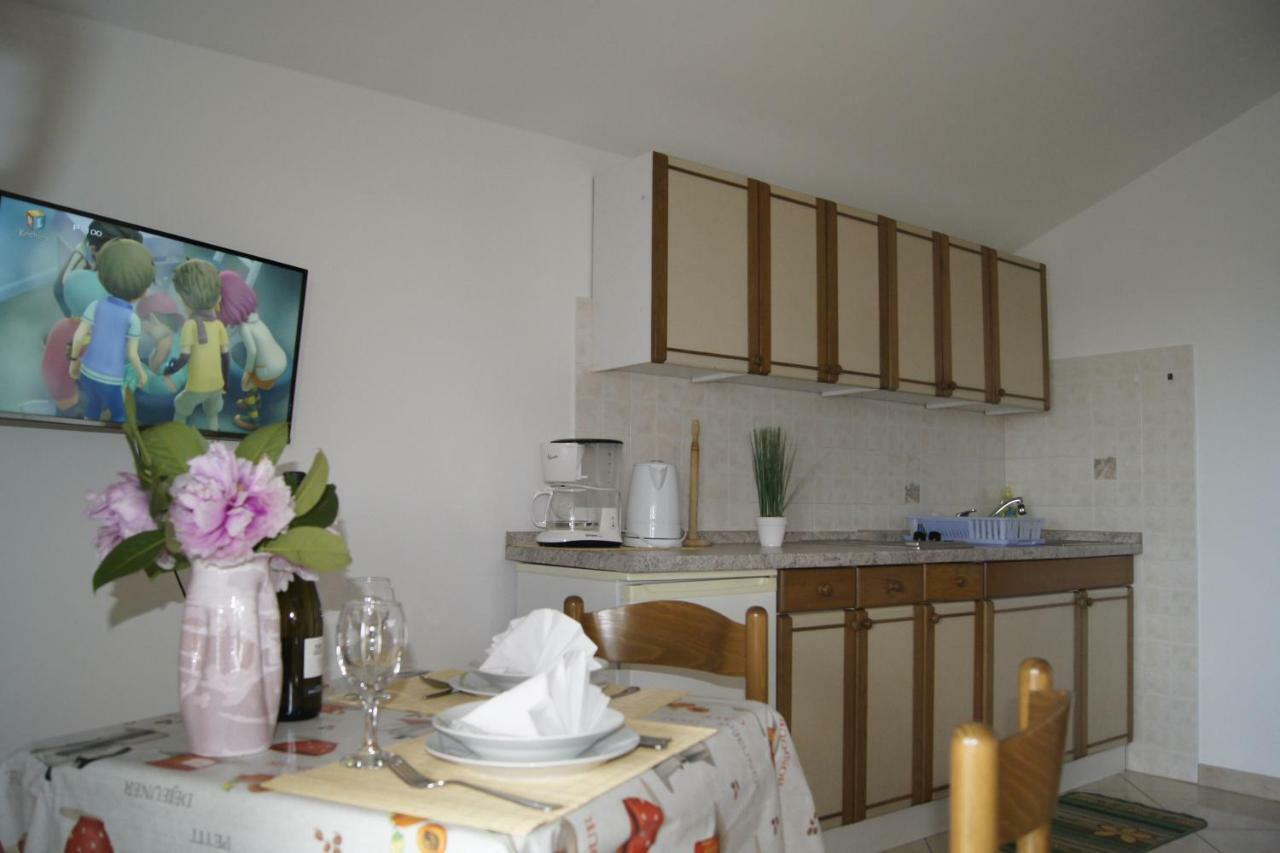 Apartmani Popovic 포레치 외부 사진